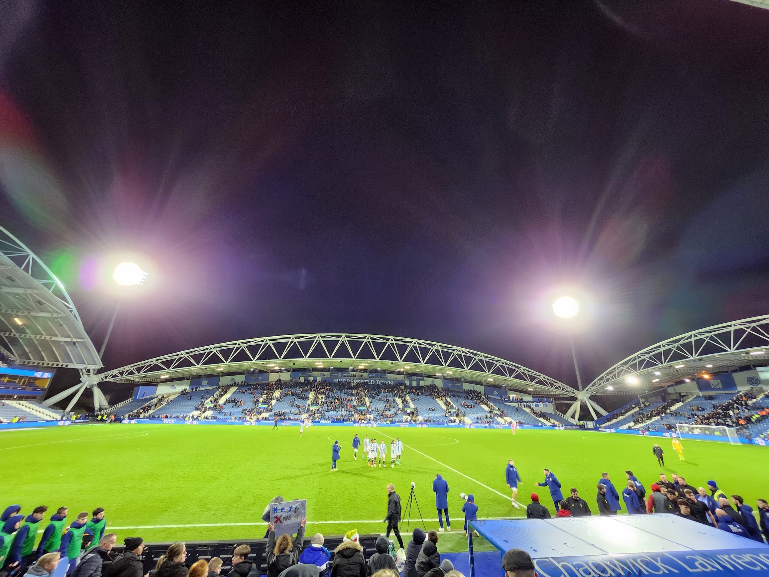 Huddersfield Town claw back a point in spite of the ref – Notes on the 2-2 draw with Lincoln